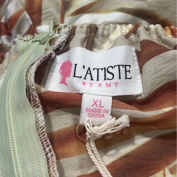 NWT L'ATISTE by AMY Palms Print Wide Leg Cropped Jumpsuit - Picture 10 of 16